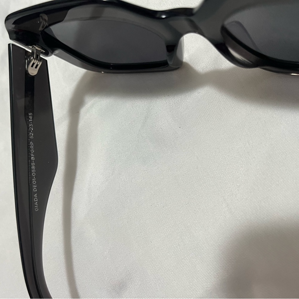 Diff Giada In Black Polarized - image 4